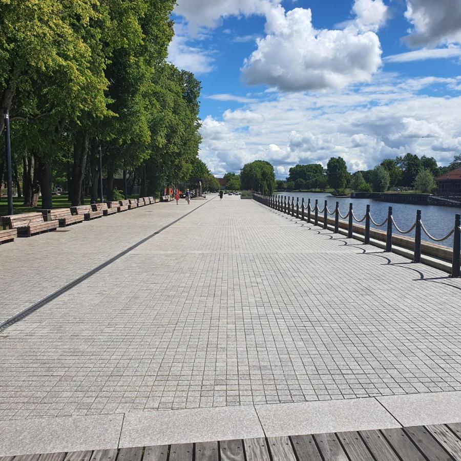 Old Town River Apartments Klaipeda Bagian luar foto